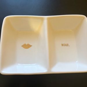 Rae Dunn double dish